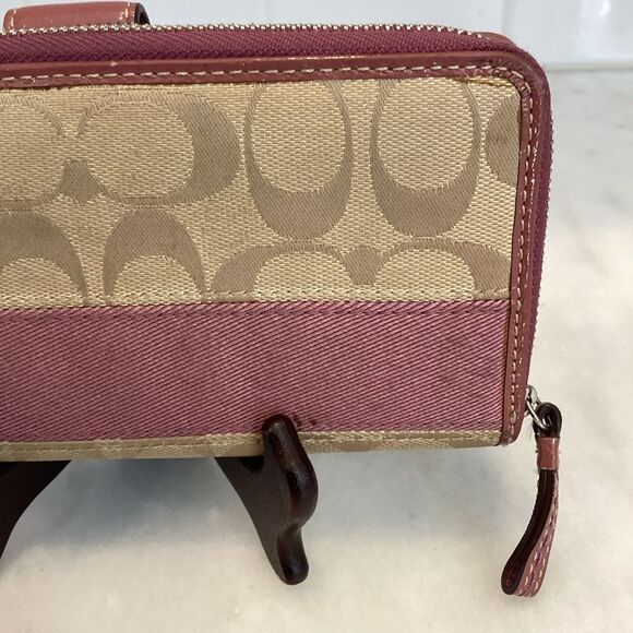 Coach Jacquard Signature Stripe Logo Full Sized Wallet - Picture 6 of 14